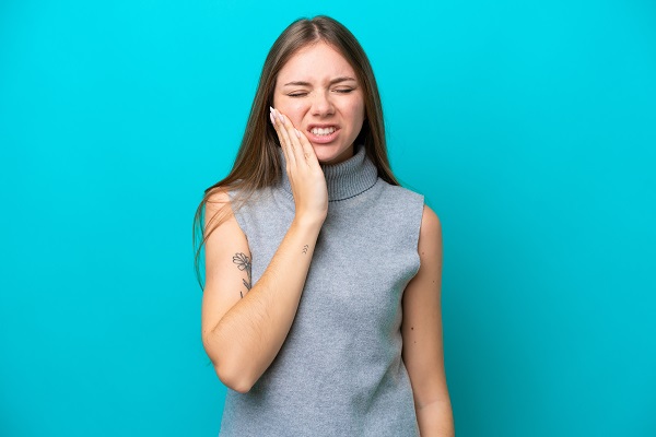 An Emergency Dentist Explains Treating Painful Cavities